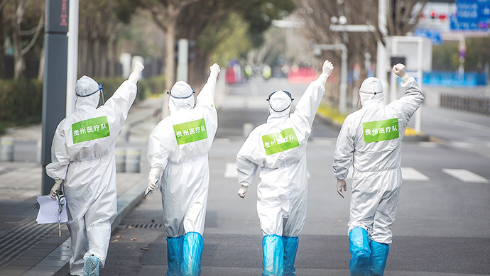 今晨体能课后，曼联更衣室发声备战荷甲，态度坚定，医务组通报恢复的简单介绍