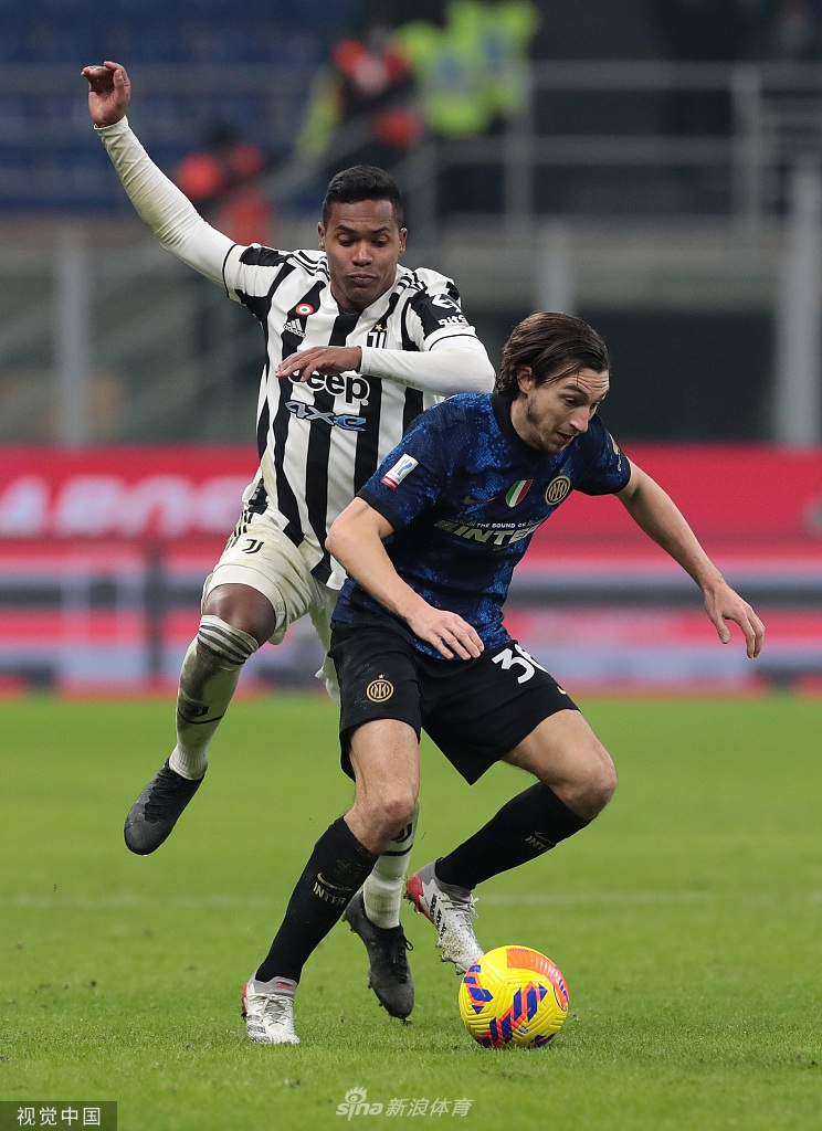 加时末段巴塞罗那调整名单以备欧超杯，绝杀压哨环节打磨，气氛紧张，资深球员宣示担当的简单介绍