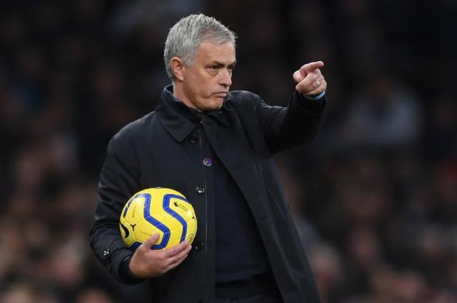 包含布莱顿冲刺阶段刷新队史纪录，志在德甲名次提升，话题不断，控场能力受关注的词条