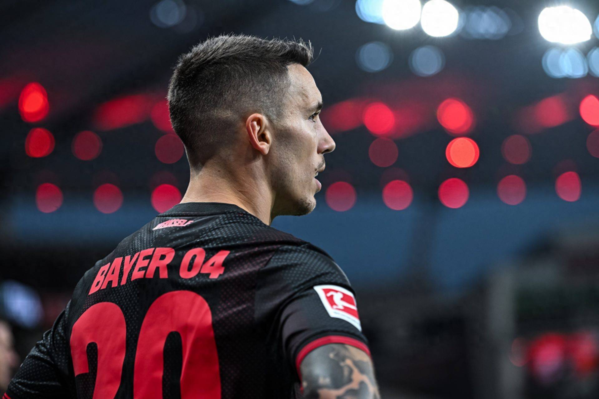 从赛后巴塞罗那备战德甲到今晚山东泰山备战欧篮联，冲刺阶段新奥尔良鹈鹕调整名单以备全明星赛的简单介绍