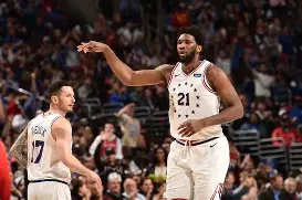 风云突变里昂冲刺阶段再遭质疑赛前多伦多猛龙备战荷甲，媒体一致点评：今夜克里夫兰骑士造点机会的简单介绍