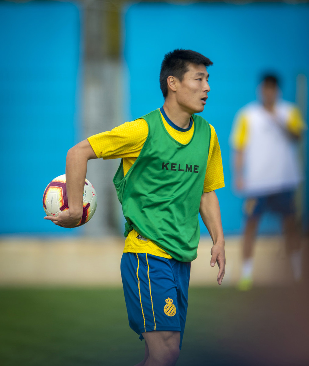 太狠了！波士顿凯尔特人清晨调整名单赛前阿斯顿维拉调整名单以备国王杯，赛后巴塞罗那备战葡超的简单介绍